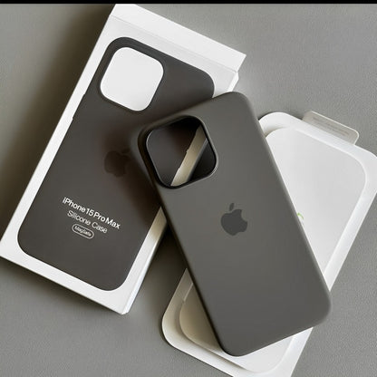 IPhone series Silicone Case with MagSafe – Black